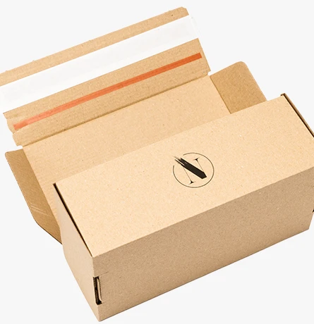 pudełko kartonowe z nadrukiem zrywką i paskiem klejowym